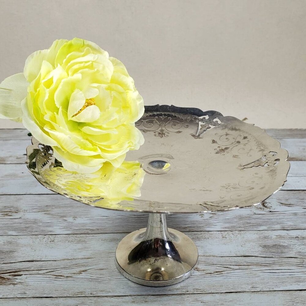 Forbes Meriden Britannia Scalloped Silver Plate Open Compote Pierced Footed Dish